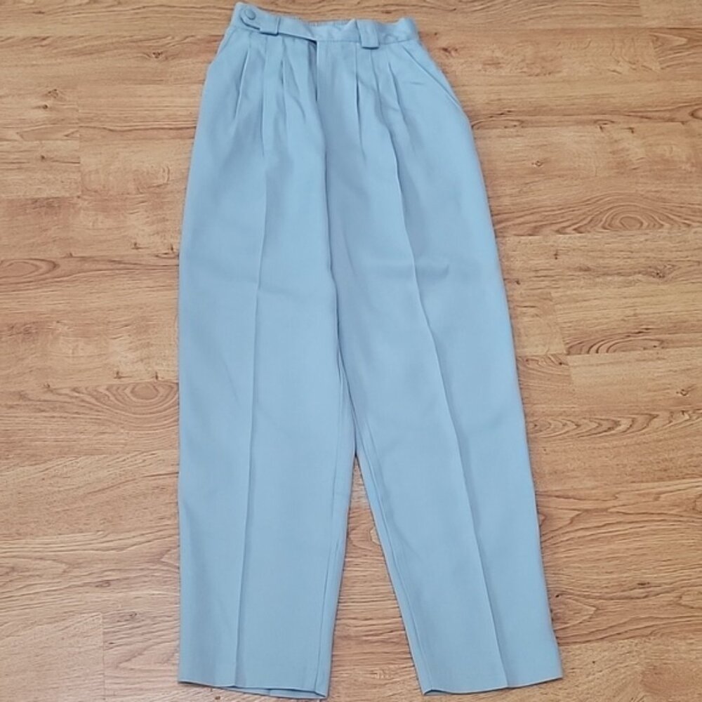 Petite Sophisticate Light Blue Pleated Pants Size 2